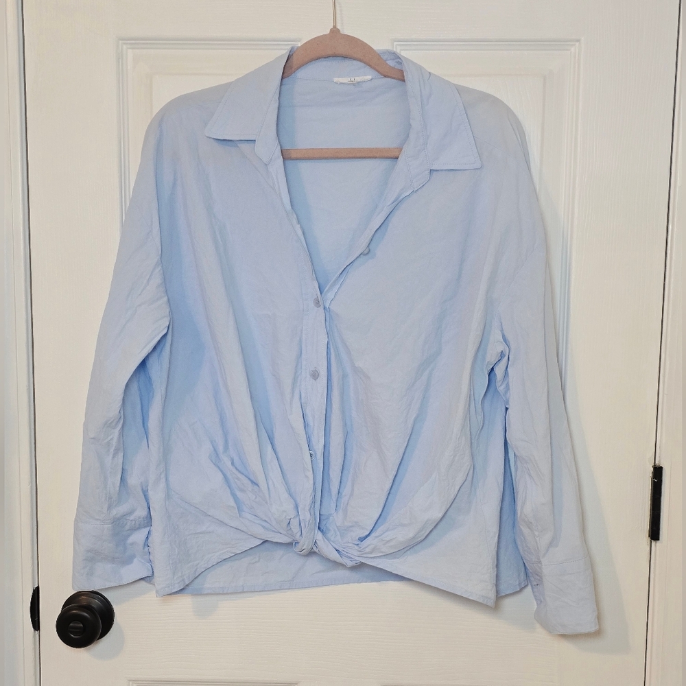 JOH Pale Blue Cotton Twist Front Button Down Shirt Medium